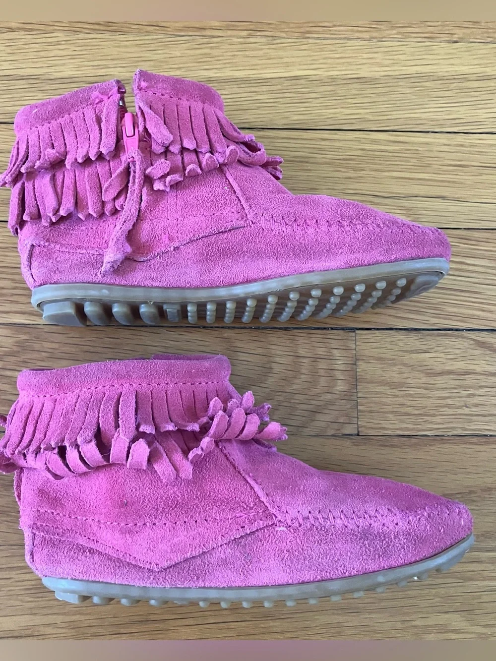 Minnetonka Pink Suede Leather Fringe Boots Booties Moccasin 13